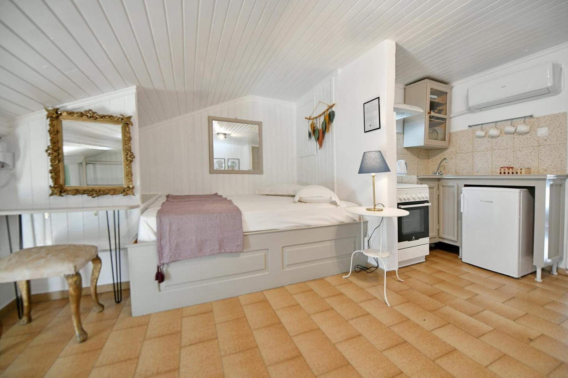 Athina Guesthouse Hydra  Buitenkant foto