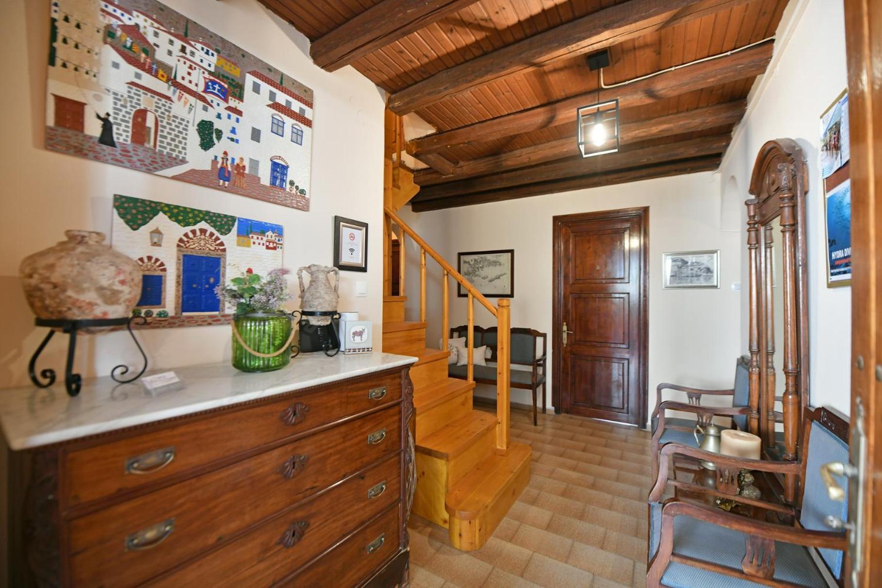 Athina Guesthouse Hydra  Buitenkant foto
