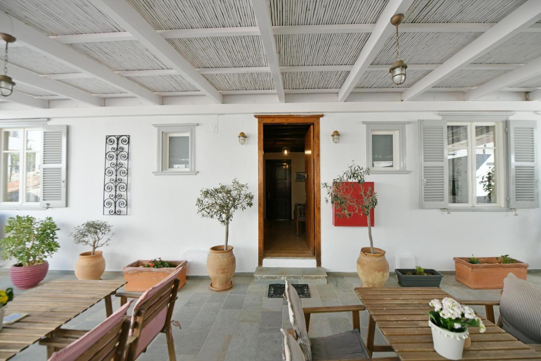 Athina Guesthouse Hydra  Buitenkant foto