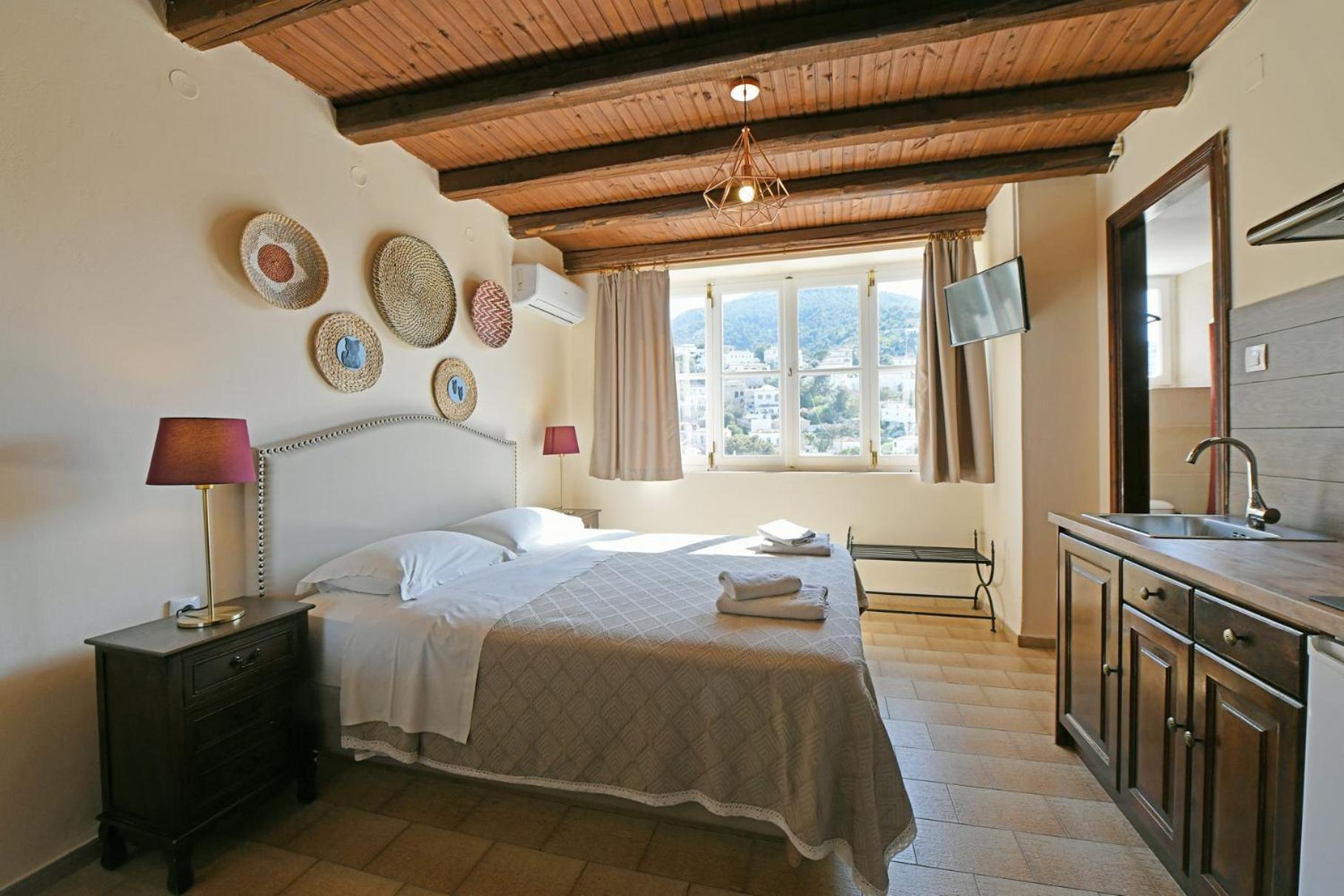 Athina Guesthouse Hydra  Buitenkant foto